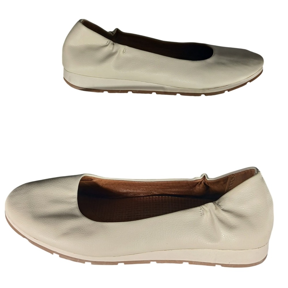 Bare Traps Ballet Flats PRIM‎ 9M Ivory Faux Leather Comfort Slip On Shoes